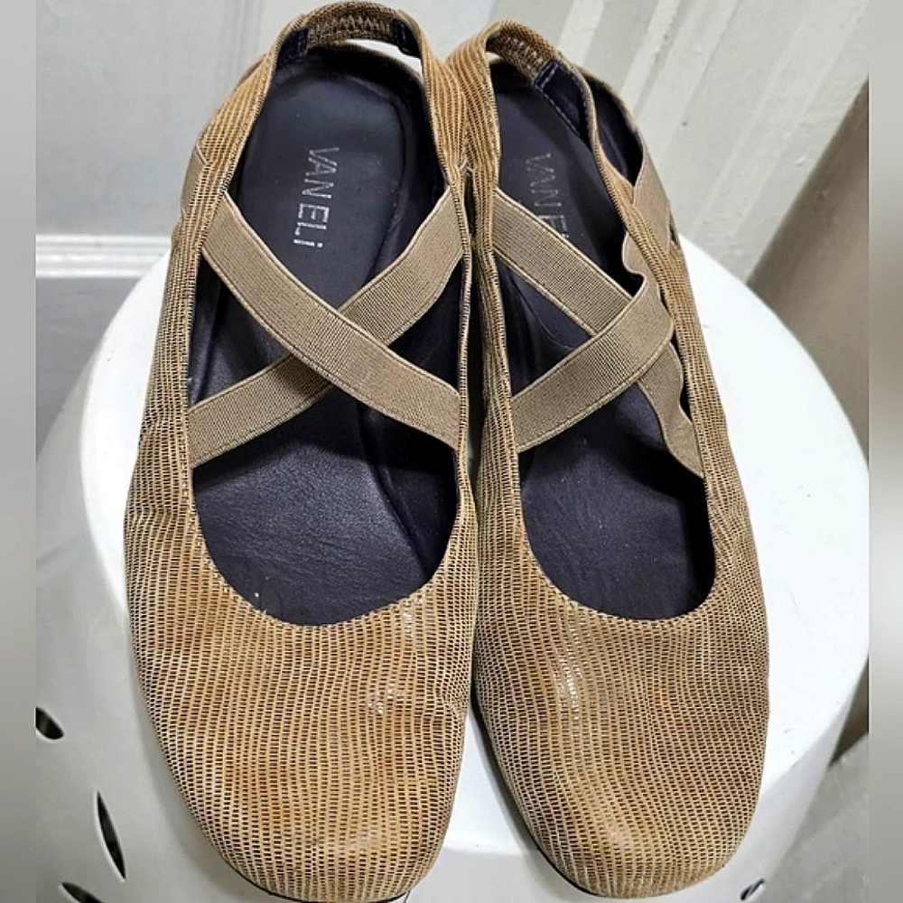 Vaneli Marjory Tuape Strap Brown Pump Mules Wedge Sandals.  Size 8. 🌴